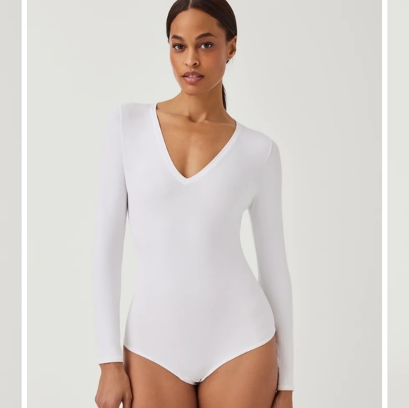 White Long Sleeve Spanx bodysuit - Picture 1 of 4